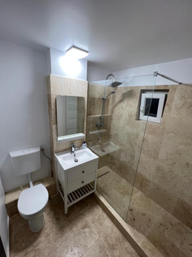 The Urban Hub 2 Apartman Jászvásár Kültér fotó