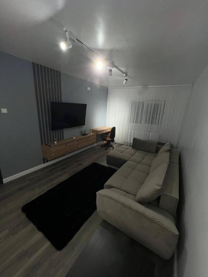The Urban Hub 2 Apartman Jászvásár Kültér fotó